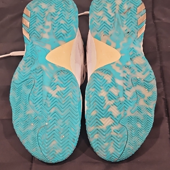 Adidas Boost 1/2 Dozen James Harden Edition - Picture 6 of 6
